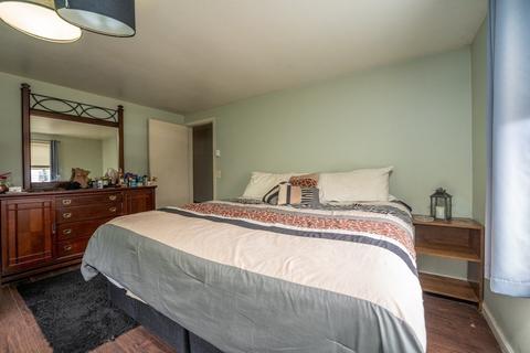 23 Lakevilla Ave, Springfield, MA 01109 photo 12