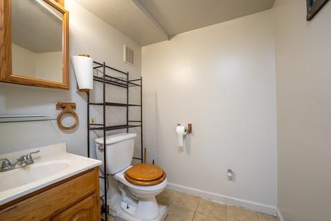 23 Lakevilla Ave, Springfield, MA 01109 photo 25
