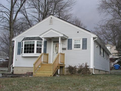 134 Barthel Ave, Gardner, MA 01440 photo 1