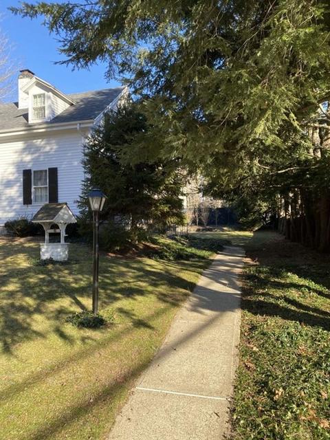 25 Springdale Ave, Dover, MA 02030 photo 2
