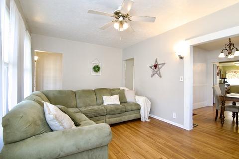 784 White St, Springfield, MA 01108 photo 11