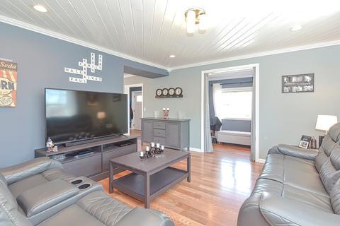 49 Alsop St, Fall River, MA 02723 photo 25