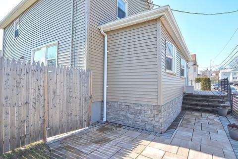 49 Alsop St, Fall River, MA 02723 photo 3