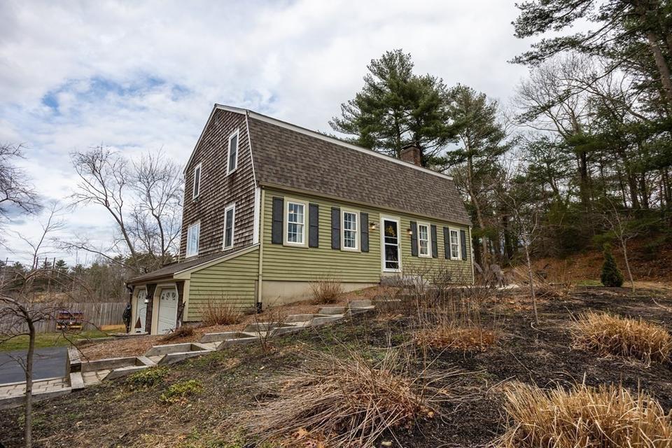 110 Congress St, Duxbury, MA 02332 39 Photos MLS 72955276 Movoto