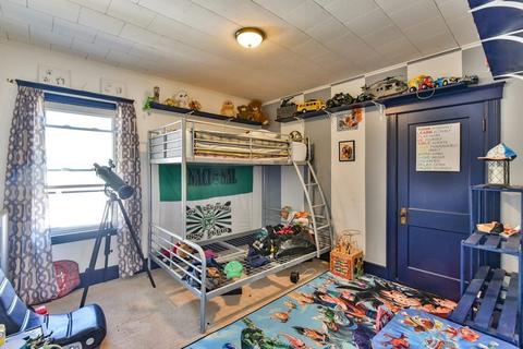 50 Elm St, Webster, MA 01570 photo 35