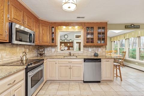 6 Maple Tree Ln, Franklin, MA 02038 photo 9
