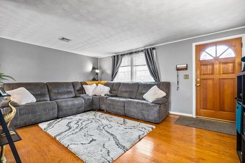 30 Mcauliffe Rd, Randolph, MA 02368 photo 7