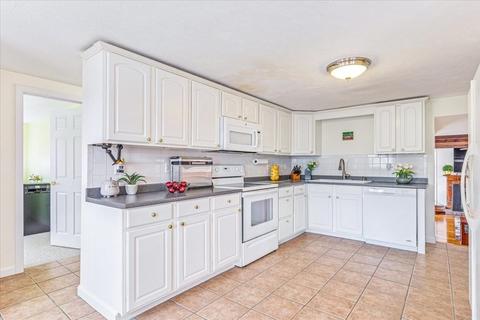 2 Ames Island Rd, Wareham, MA 02571 photo 9