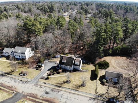 296 Mohawk Rd, Raynham, MA 02767 photo 4
