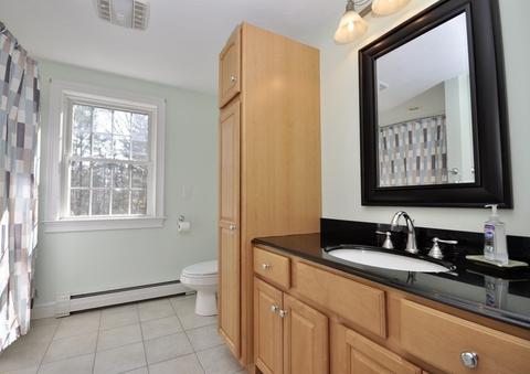 296 Mohawk Rd, Raynham, MA 02767 photo 23