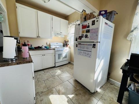 32 Lenox St, Fall River, MA 02721 photo 26
