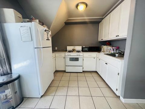 32 Lenox St, Fall River, MA 02721 photo 30