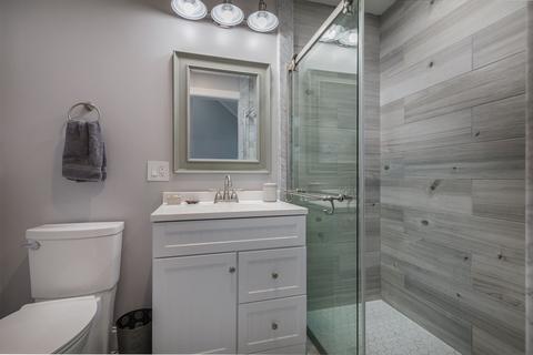 17 Roosevelt Rd, Dedham, MA 02026 photo 9