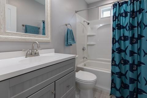 17 Roosevelt Rd, Dedham, MA 02026 photo 12