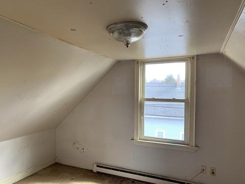 37 Baker St, Gardner, MA 01440 photo 5
