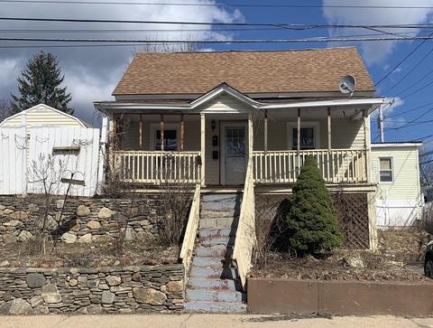 37 Baker St, Gardner, MA 01440 photo 1