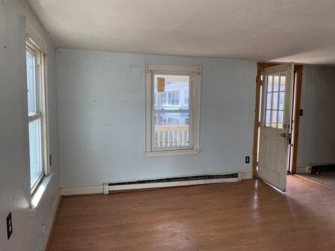 37 Baker St, Gardner, MA 01440 photo 4