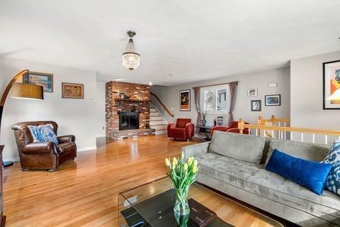 5 Cedar St, Marblehead, MA 01945 photo 7