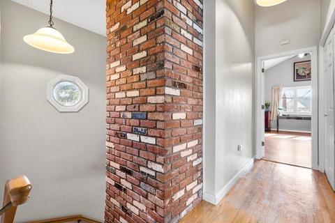 5 Cedar St, Marblehead, MA 01945 photo 20