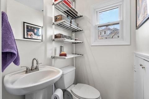5 Cedar St, Marblehead, MA 01945 photo 18