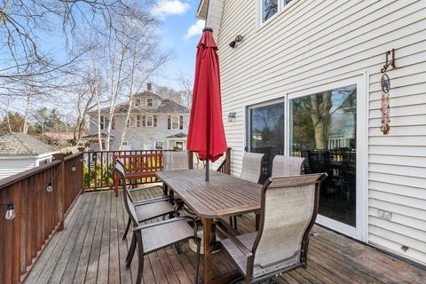 5 Cedar St, Marblehead, MA 01945 photo 16
