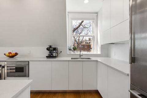 216 Summit Ave #C3, Brookline, MA 02446 photo 6