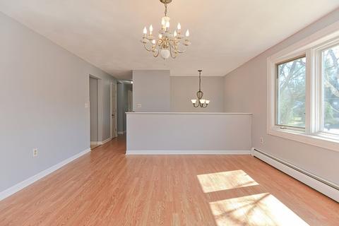 474 King St, Raynham, MA 02767 photo 3