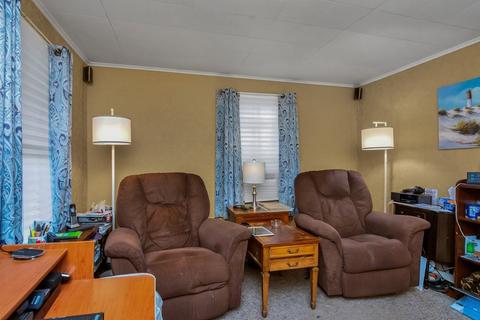 3 Percival St, Maynard, MA 01754 photo 8