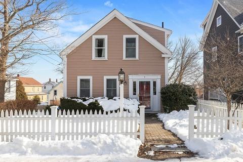 9 Ledgemont Ave, Gloucester, MA 01930 photo 1