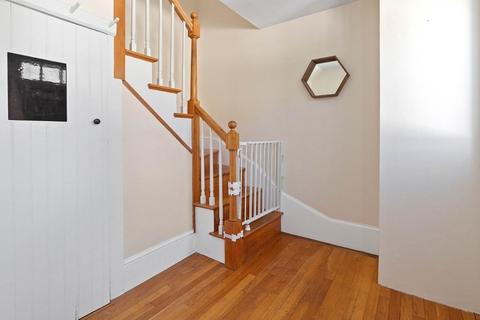 9 Ledgemont Ave, Gloucester, MA 01930 photo 17