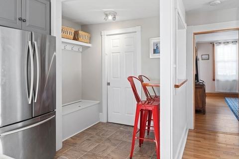 9 Ledgemont Ave, Gloucester, MA 01930 photo 3