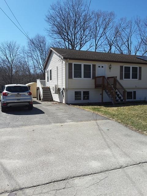 17 Dixfield St, Worcester, MA 01606 photo 2