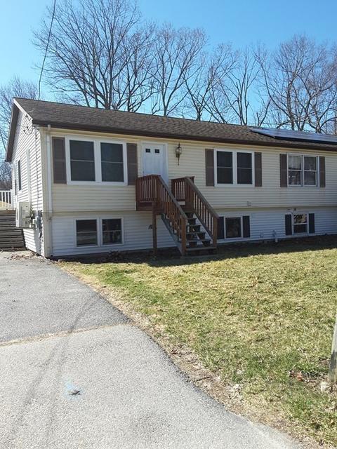 17 Dixfield St, Worcester, MA 01606 photo 1