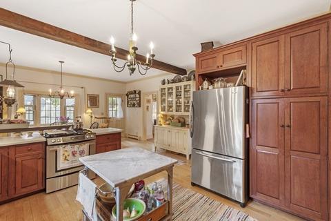 42 Willow St, Reading, MA 01867 photo 7