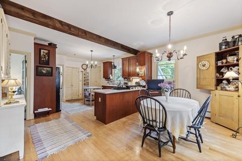 42 Willow St, Reading, MA 01867 photo 6