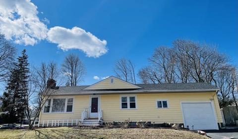 9 Darrell Dr, Randolph, MA 02368 photo 1