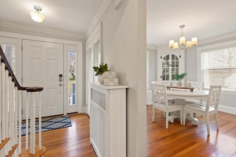 15 Lee St, Reading, MA 01867 photo 9