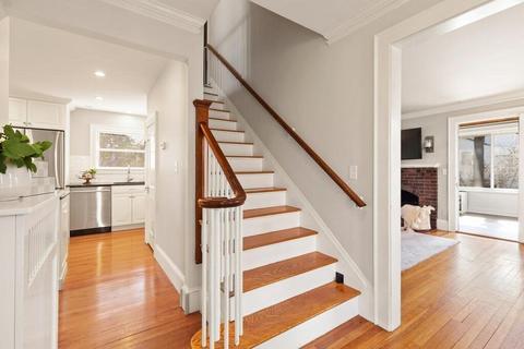 15 Lee St, Reading, MA 01867 photo 7