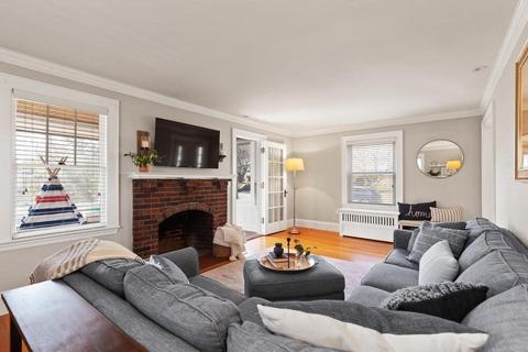 15 Lee St, Reading, MA 01867 photo 18