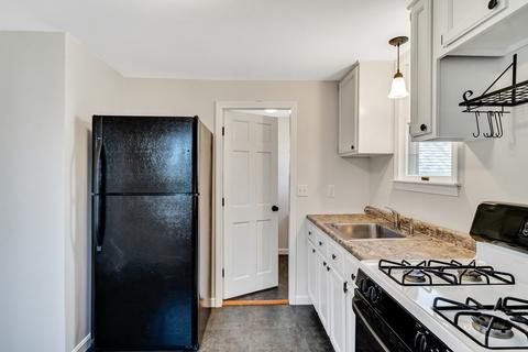 21 Espie Ave, Maynard, MA 01754 photo 8