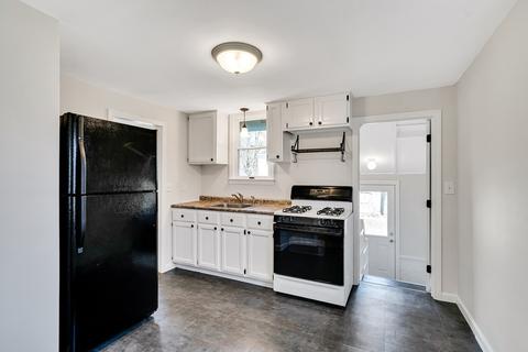 21 Espie Ave, Maynard, MA 01754 photo 12