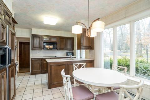 66 Overlook Dr, Springfield, MA 01118 photo 13
