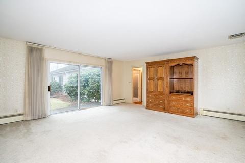 66 Overlook Dr, Springfield, MA 01118 photo 25