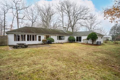 66 Overlook Dr, Springfield, MA 01118 photo 37