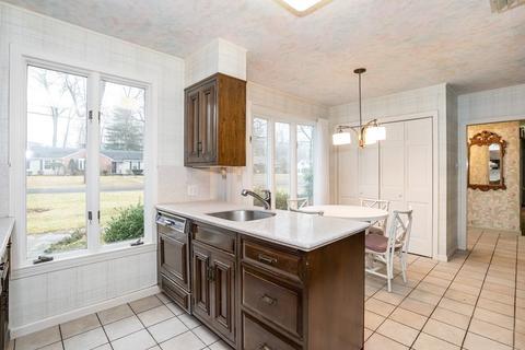 66 Overlook Dr, Springfield, MA 01118 photo 11