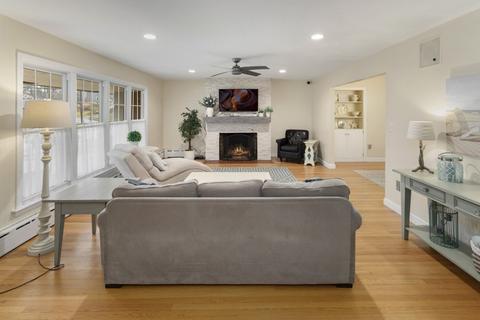 40 Putnam Rd, Reading, MA 01867 photo 7
