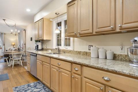 40 Putnam Rd, Reading, MA 01867 photo 17