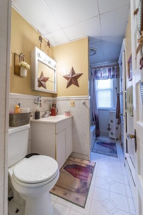 116 Pilgrim Ave, Worcester, MA 01604 photo 9