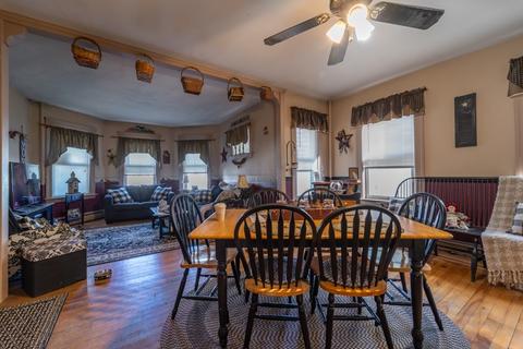 116 Pilgrim Ave, Worcester, MA 01604 photo 2