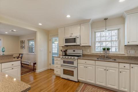 7 Lynch Ave, Dedham, MA 02026 photo 11
